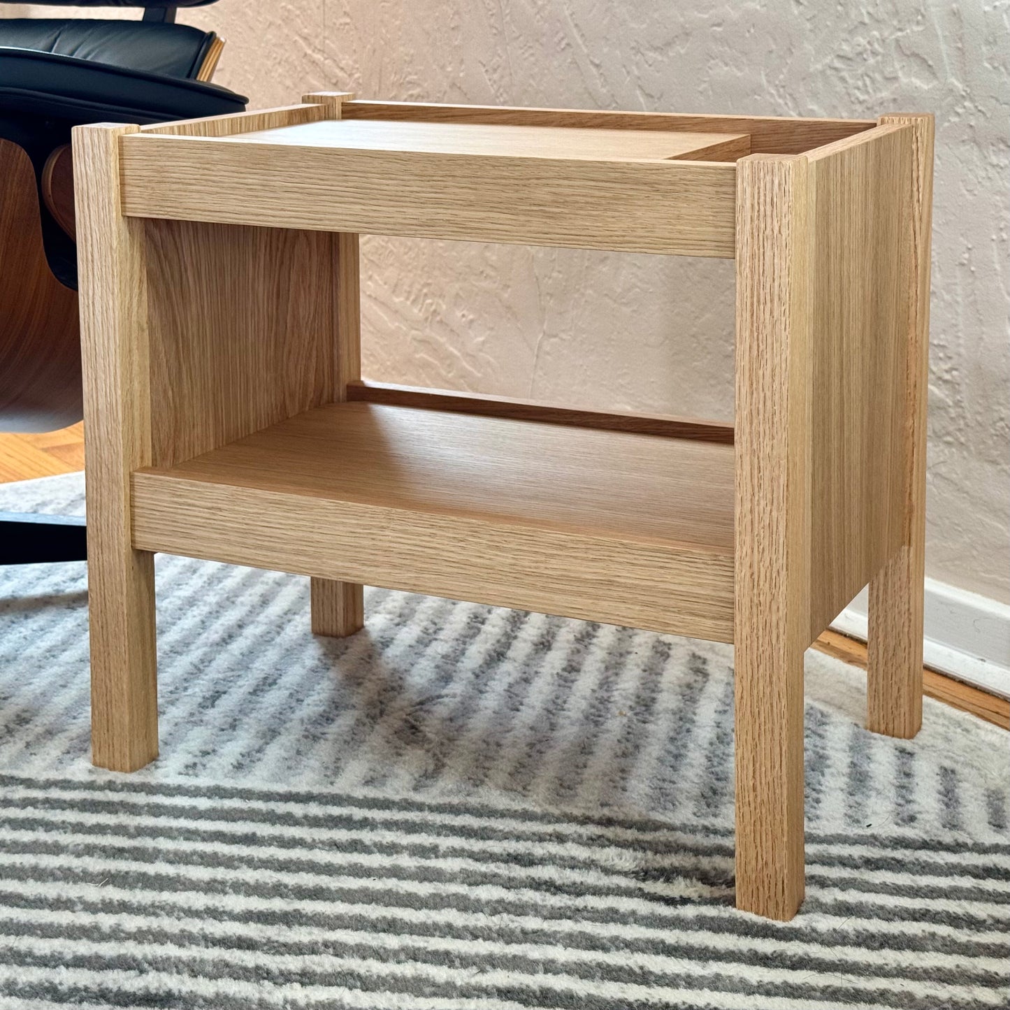 Aperto Side Table