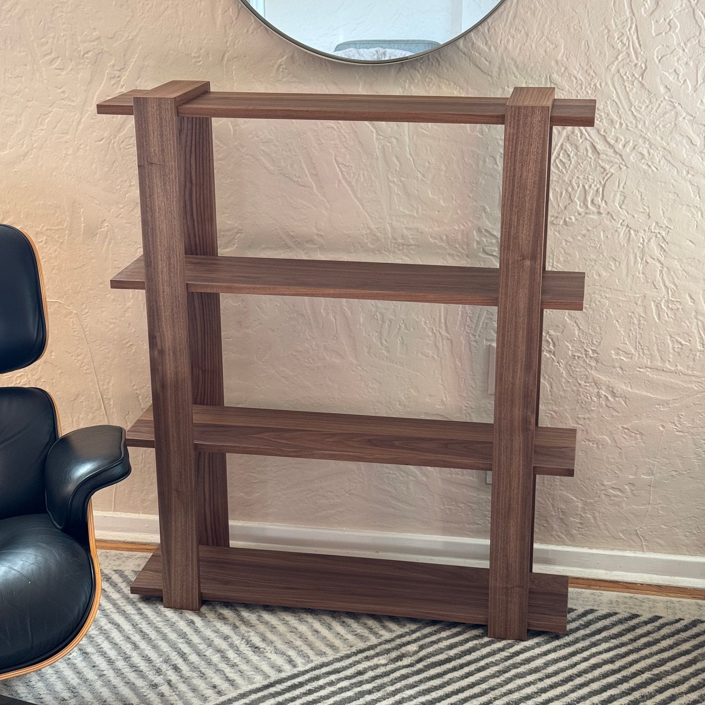 Loop Shelf