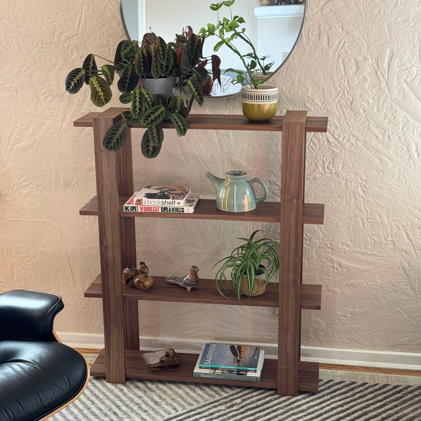 Loop Shelf