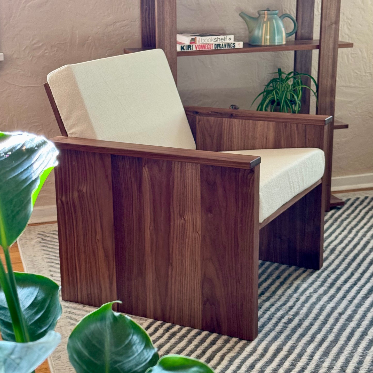 Lastra Lounge Chair