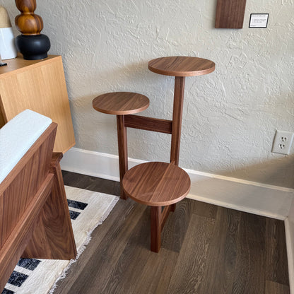 Triplo Plant Stand